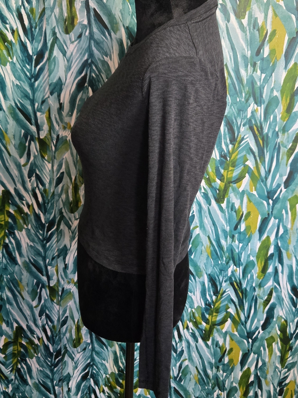 rag & bone Women's Charcoal Ribbed Long-Sleeve Tee - Picture 2 of 7